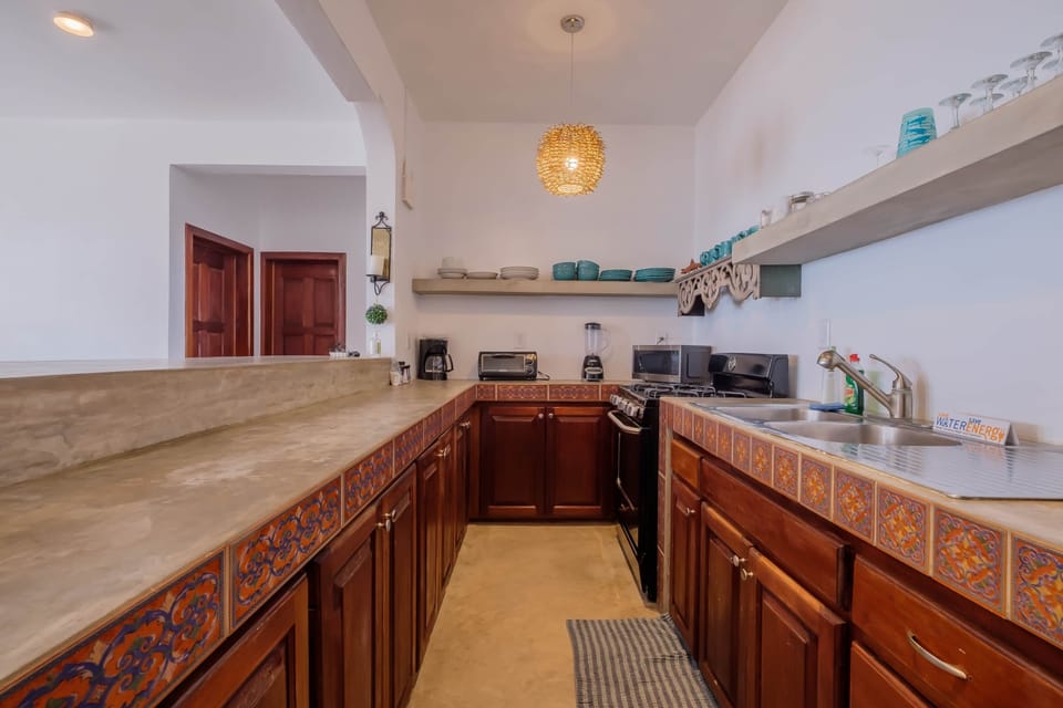 Kitchen (1)