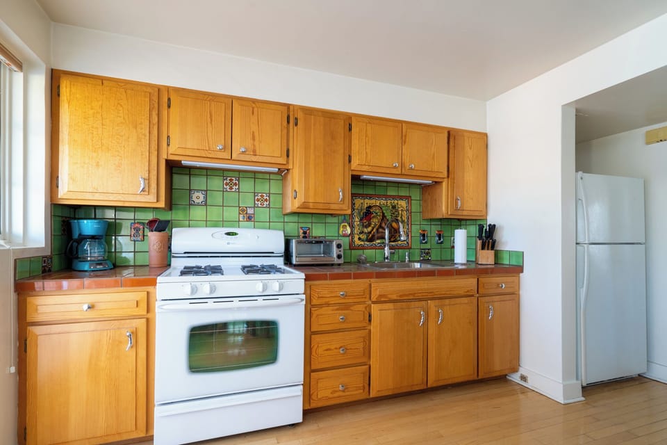 Condo (2 Bedrooms) | Property amenity