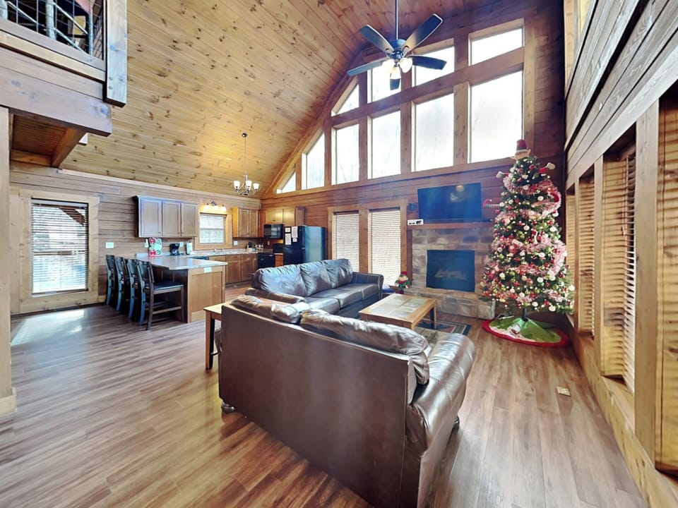 Studio (3 Bedrooms) | Property amenity