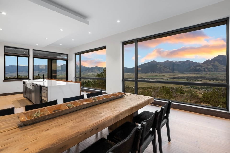The Dining Room & Kitchen A culinary stage set against the alpenglow.