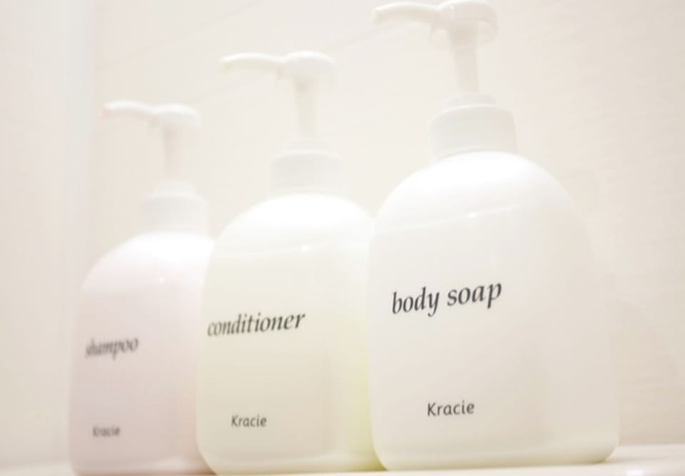 Bathroom amenities