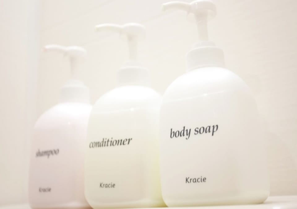 Bathroom amenities