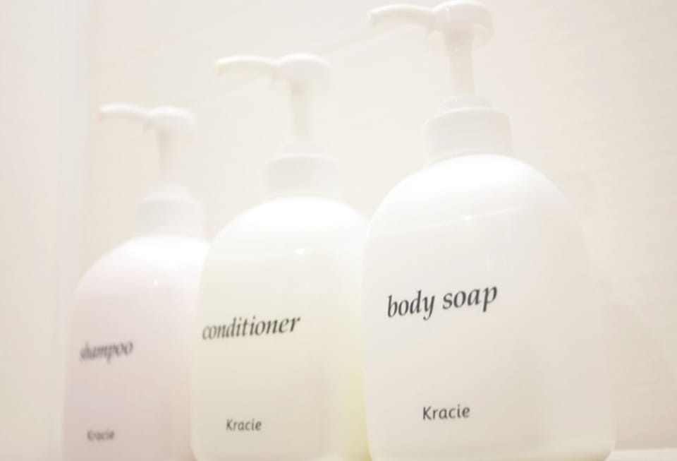 Bathroom amenities