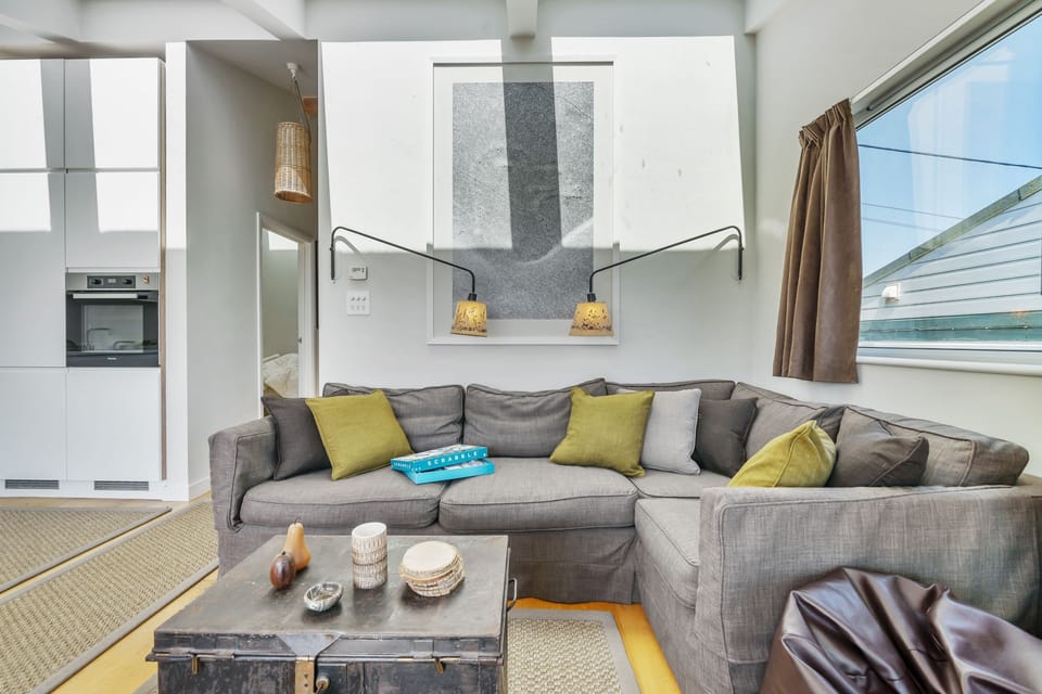 The Billy Shed, Eype: Comfortable sitting area