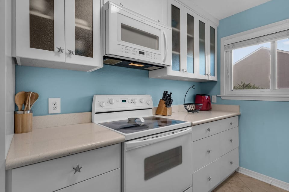 Kitchen counter