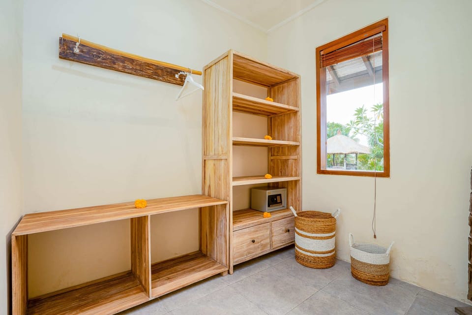 Basic Villa, Multiple Beds | Interior