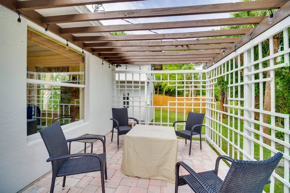 Additional Patio | Gas Grill | Outdoor Seating & Dining | Outdoor String Lights