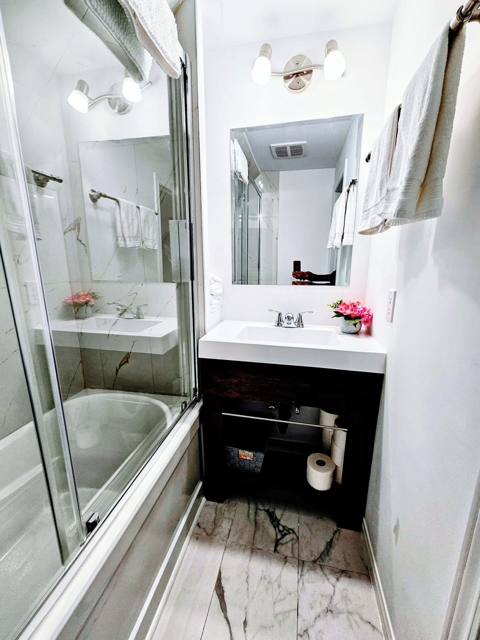 Standard Double Room, 1 Bedroom, Garden View | Bathroom | Hair dryer, towels, soap, shampoo