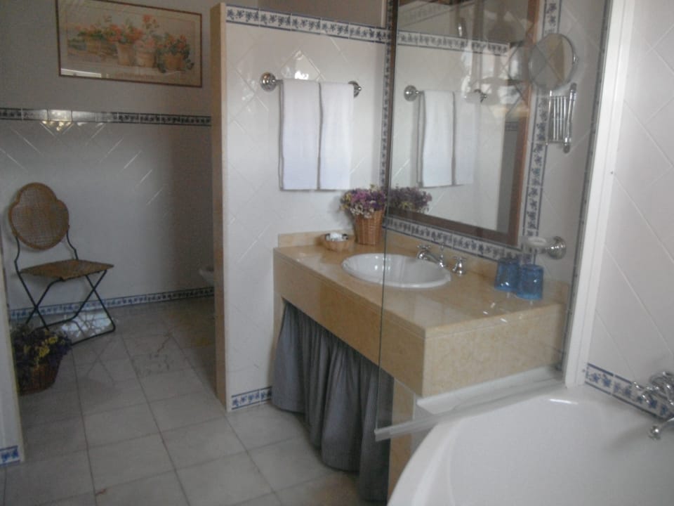 Standard Twin Room, River View | Premium bedding, Select Comfort beds, in-room safe