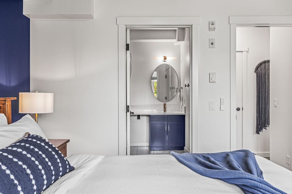 Ensuite from master bedroom