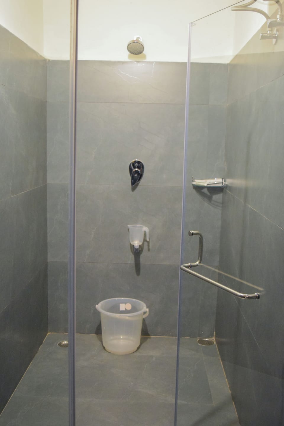 Mayfair Suite | Bathroom | Shower, rainfall showerhead, free toiletries, hair dryer