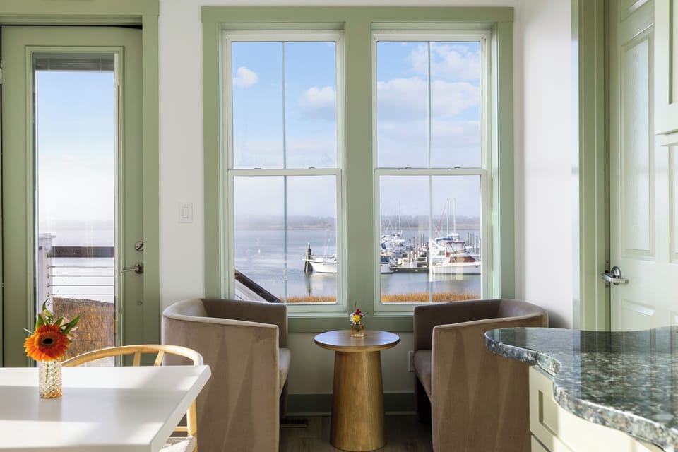 Free daily self-serve breakfast