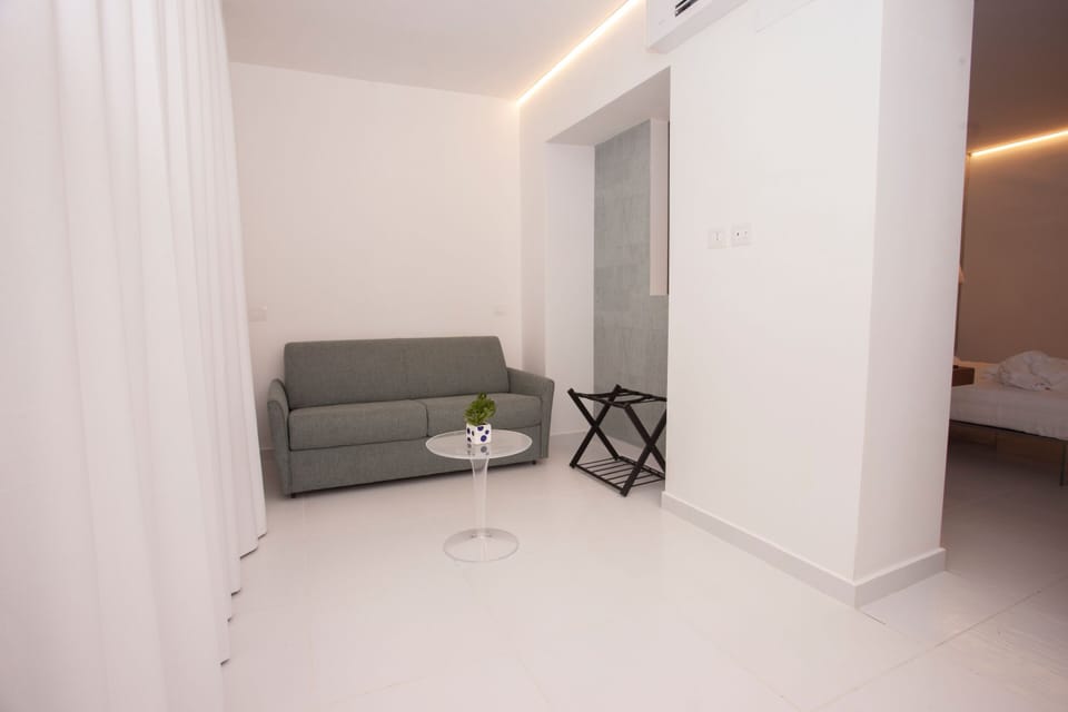 Junior Suite, 1 Double Bed with Sofa bed, Balcony | Premium bedding, memory foam beds, minibar, individually decorated
