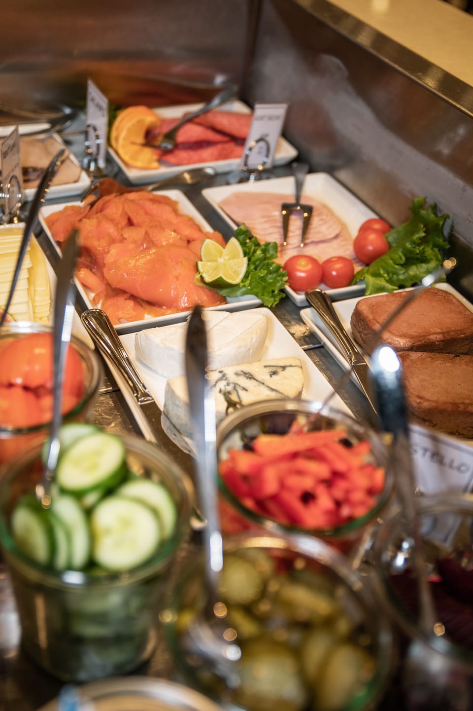 Breakfast buffet
