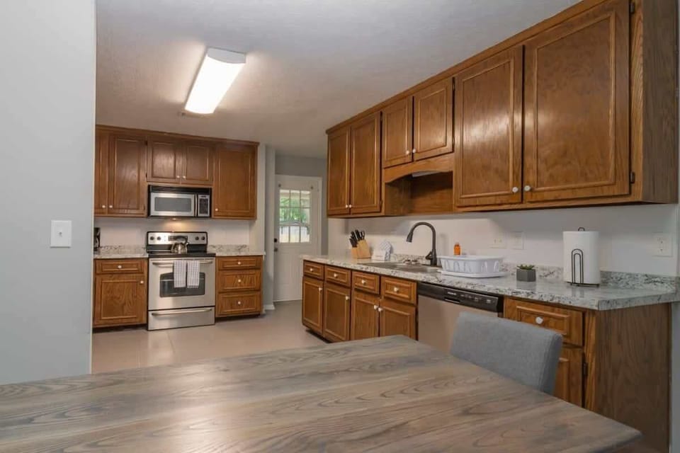 Spacious kitchen