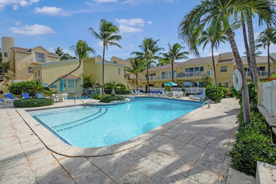 Front Swimming Pool