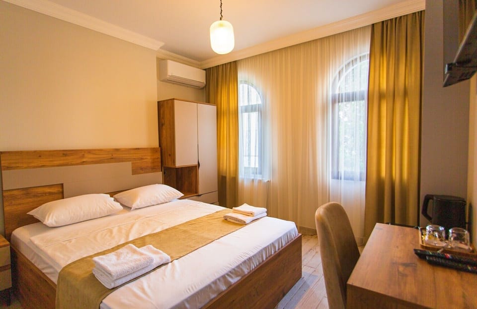 Standard Double Room | Hypo-allergenic bedding, desk, blackout drapes, soundproofing