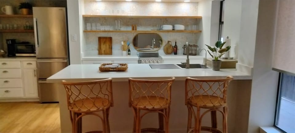 Open shelving and plenty of cabinet storage space