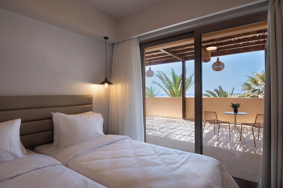 Premium bedding, pillowtop beds, in-room safe, desk