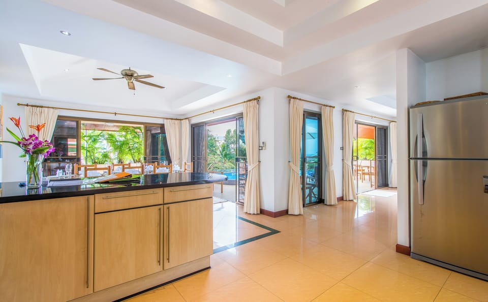 Villa, 4 Bedrooms, Accessible, Private Pool | Interior