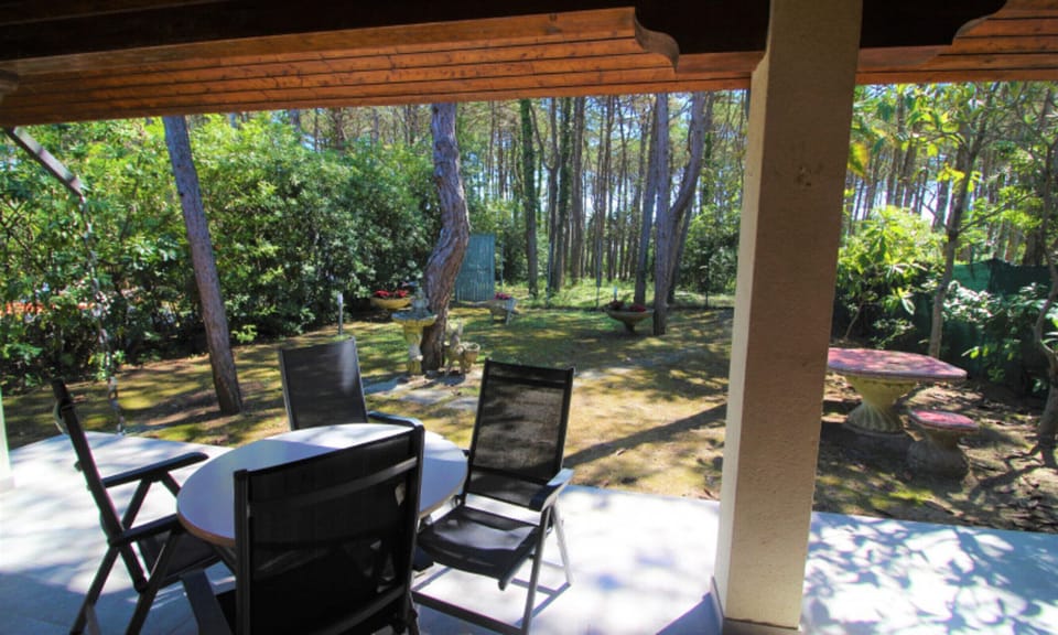 Villa, 3 Bedrooms, Balcony, Garden View | Garden