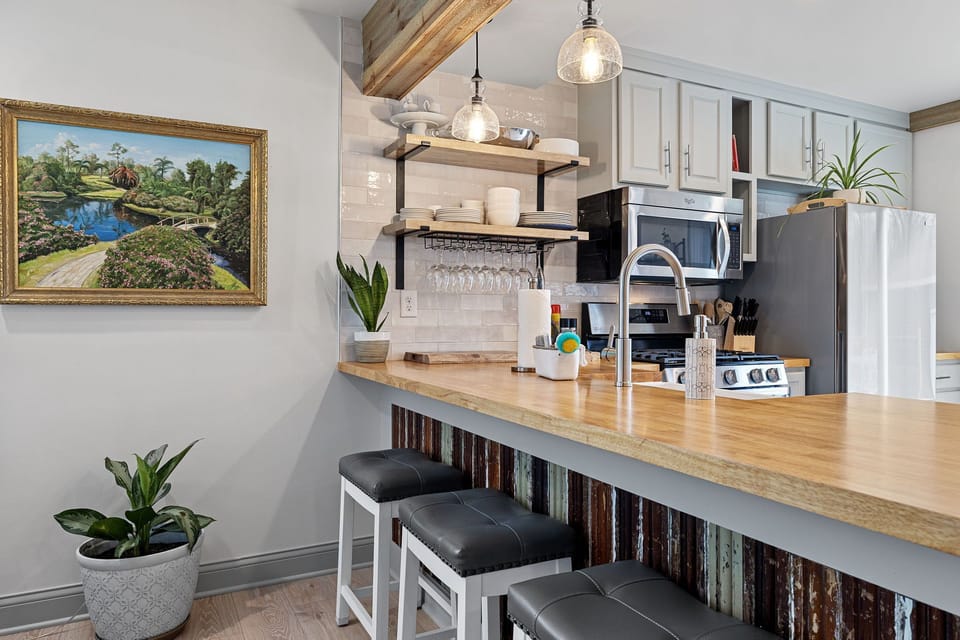Additional bar seating.