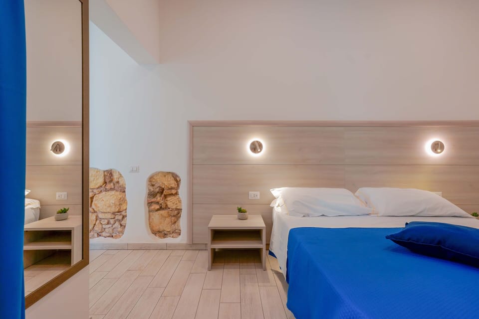 Superior Room | 1 bedroom, premium bedding, down comforters, in-room safe
