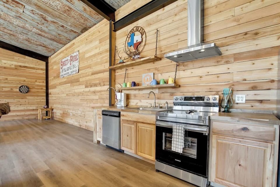 House, Multiple Beds, Patio (465 Bear Crk M & B) | Private kitchen | Coffee/tea maker