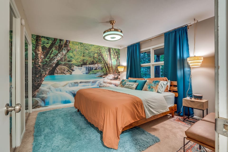 King Bedroom