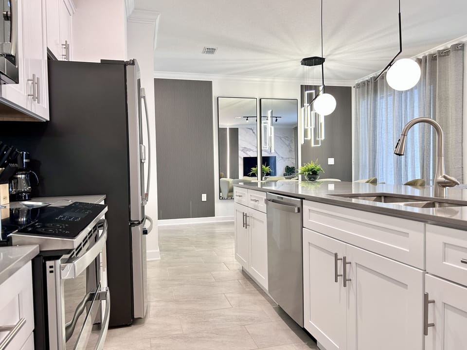 Create cherished family moments in the heart of this stunning kitchen.