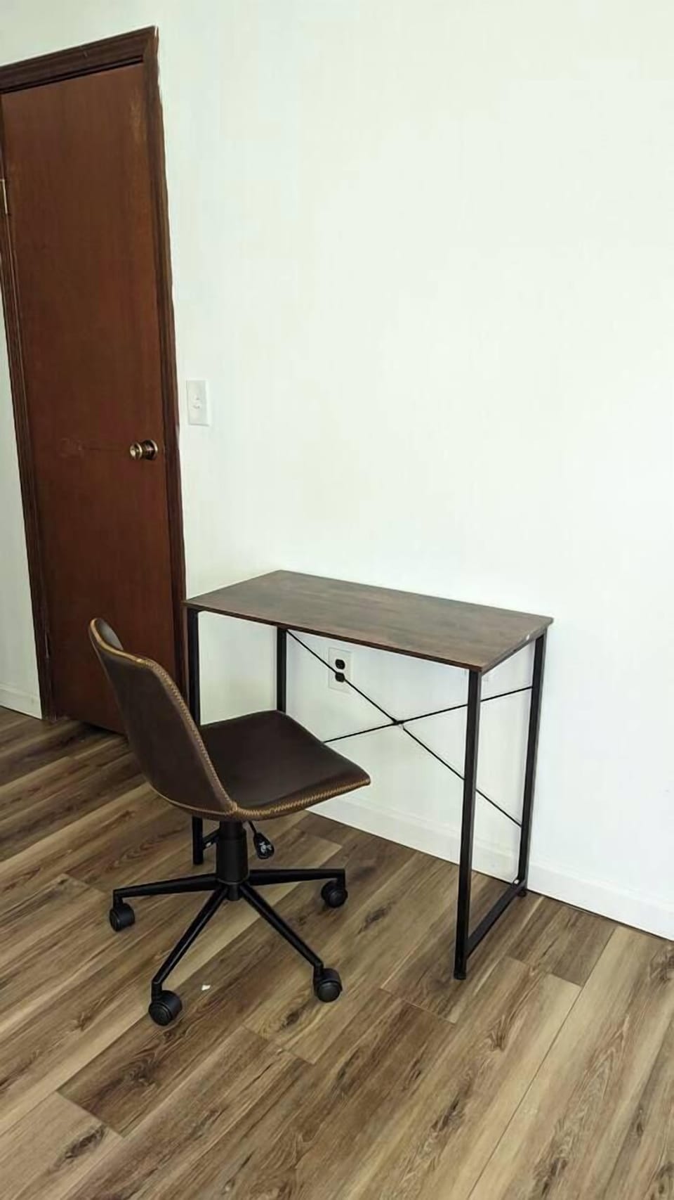 Master bedroom working station