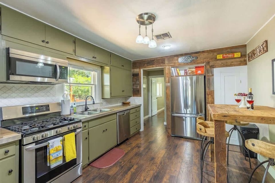 House, Multiple Beds, Hot Tub (413 W San Ant River) | Private kitchen | Coffee/tea maker