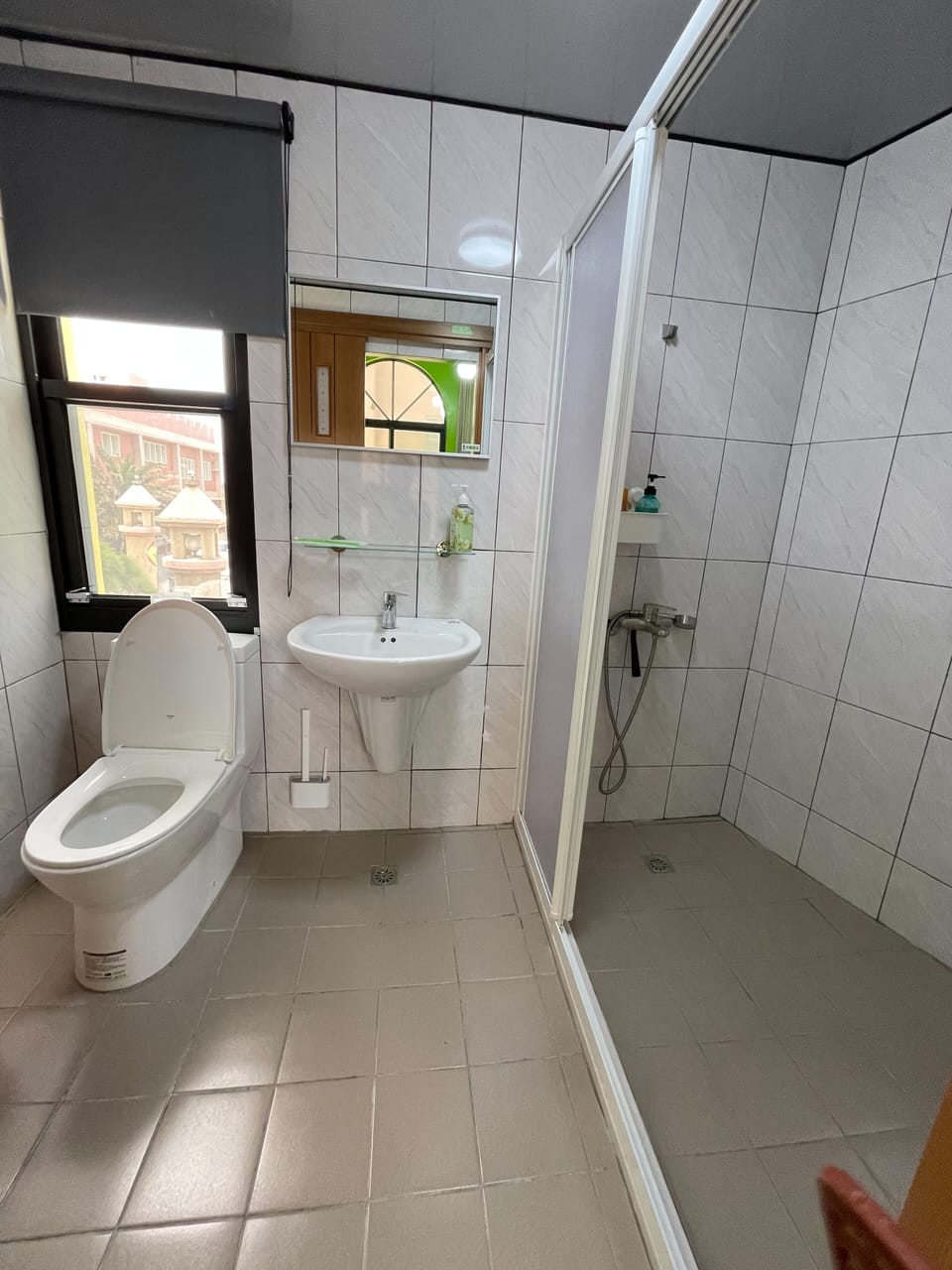 Standard Double Room | Bathroom | Slippers, towels