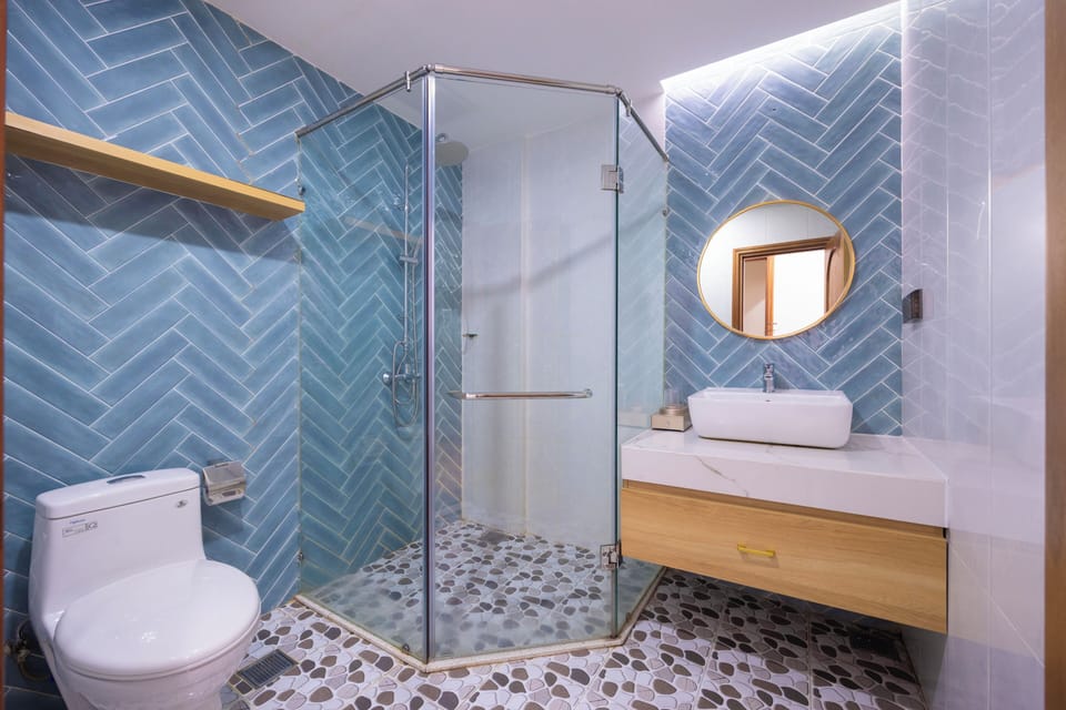Superior Double Room, Balcony | Bathroom | Designer toiletries, hair dryer, slippers, bidet