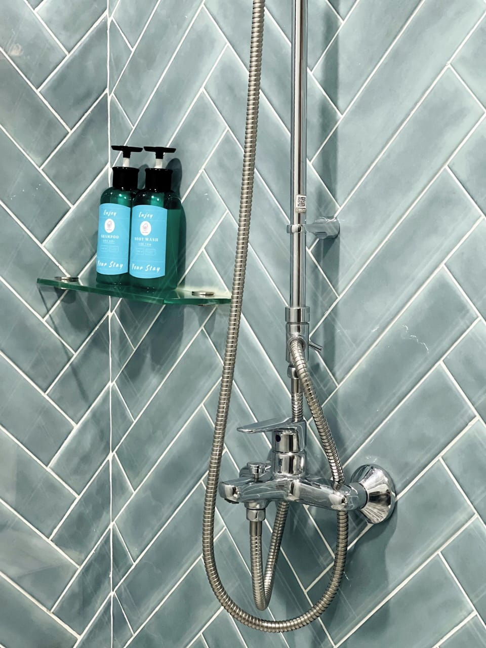 Superior Double or Twin Room | Bathroom | Designer toiletries, hair dryer, slippers, bidet