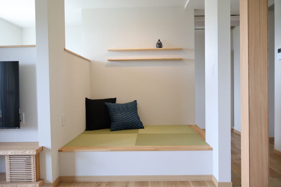 House, 3 Bedrooms | Living area | Smart TV