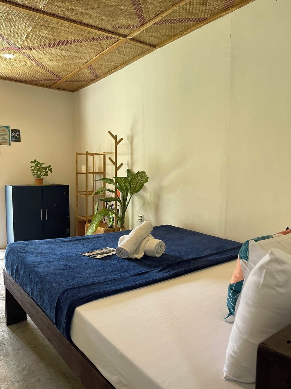 Deluxe Room | Soundproofing, rollaway beds, bed sheets