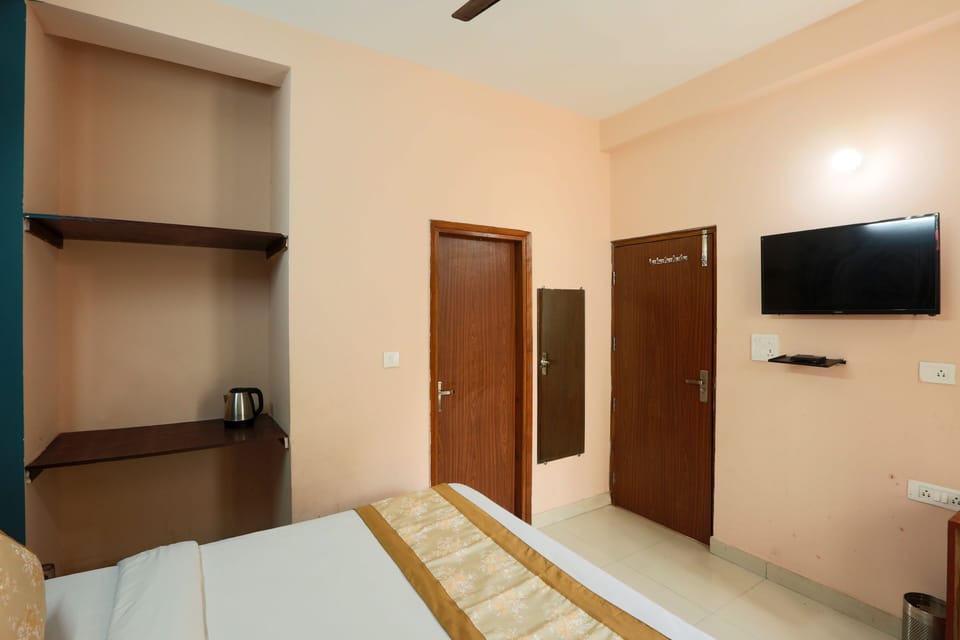 In-room safe, soundproofing, free WiFi