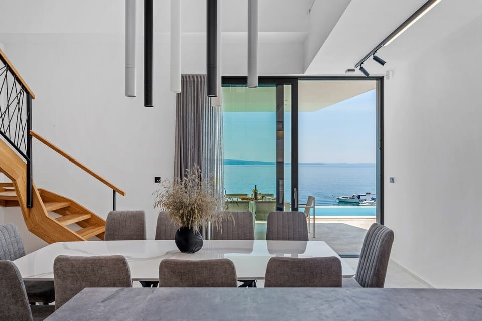Villa Nina is a nicely designed property, equipped to a high-to-end level, and exudes style and elegance

