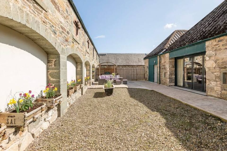 Outdoor Courtyard