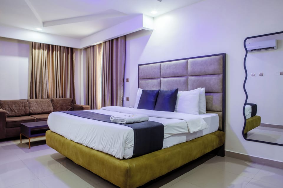 Family Room | In-room safe, blackout drapes, free WiFi, bed sheets