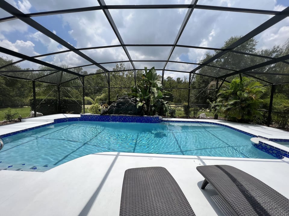Large pool for your sole use
sun loungers
We have floatation jackets & arm bands
