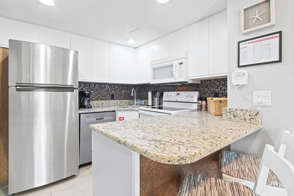 Fully equipped kitchen