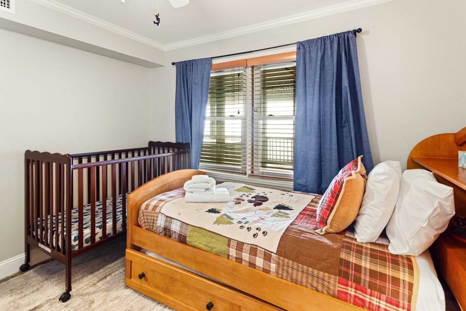 Twin Bed with Twin Trundle and Full Size Crib