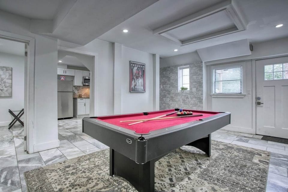 House, Accessible | 8 bedrooms, desk