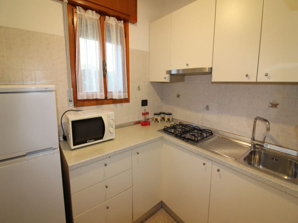 Villa, 3 Bedrooms, Patio, Garden View | Interior