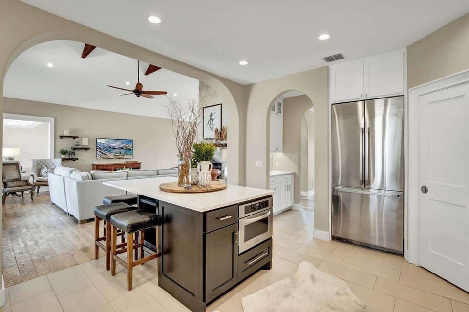 House, Multiple Beds, Pool Access (148 Starry Nt Combo) | Private kitchen | Coffee/tea maker, electric kettle