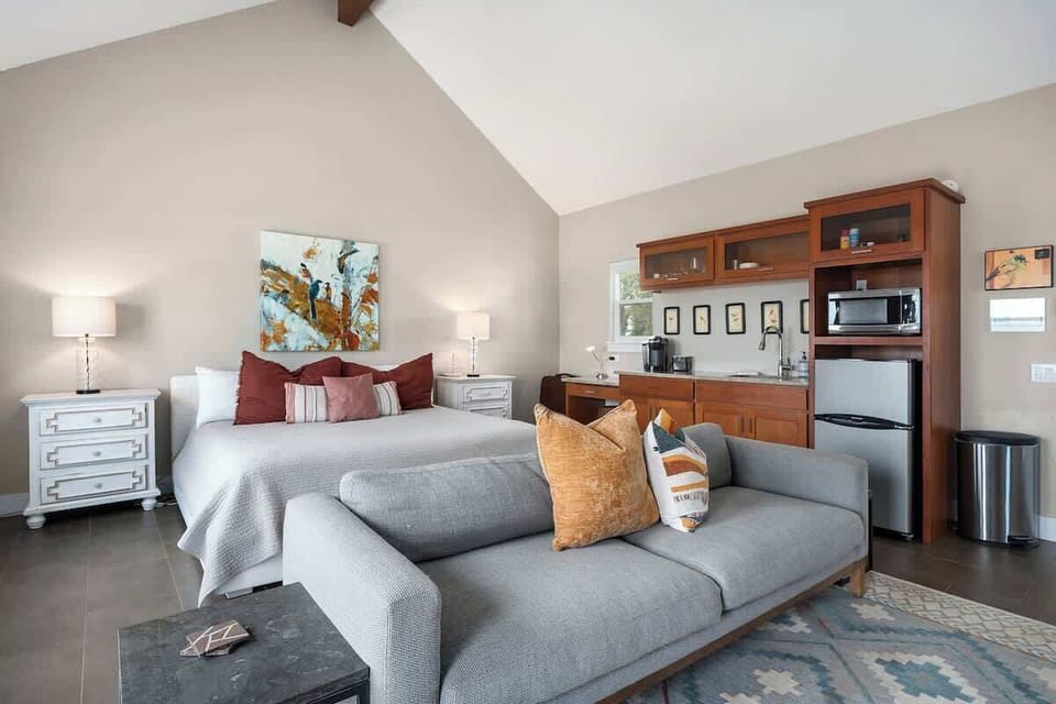 House, Multiple Beds, Pool Access (148 Starry Nt Combo) | Living area | Fireplace