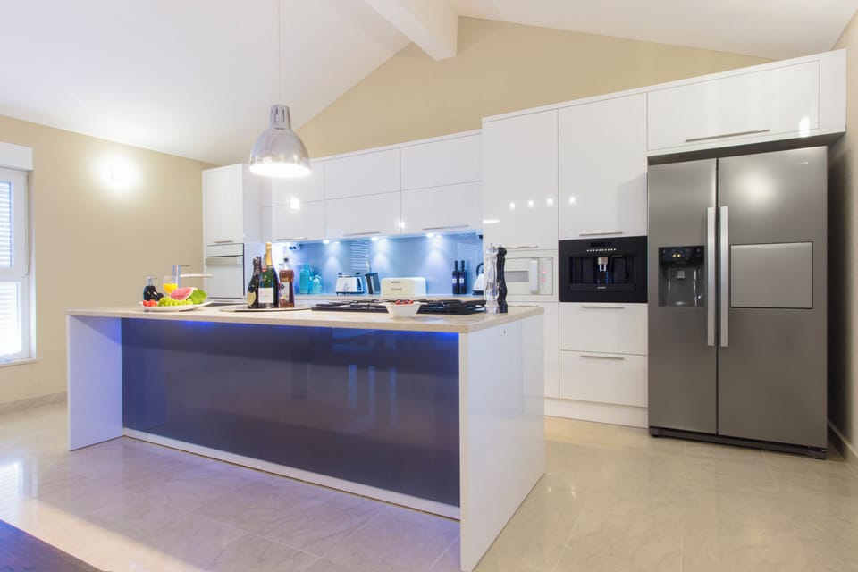 Villa, 4 Bedrooms, Accessible, Smoking | Private kitchen