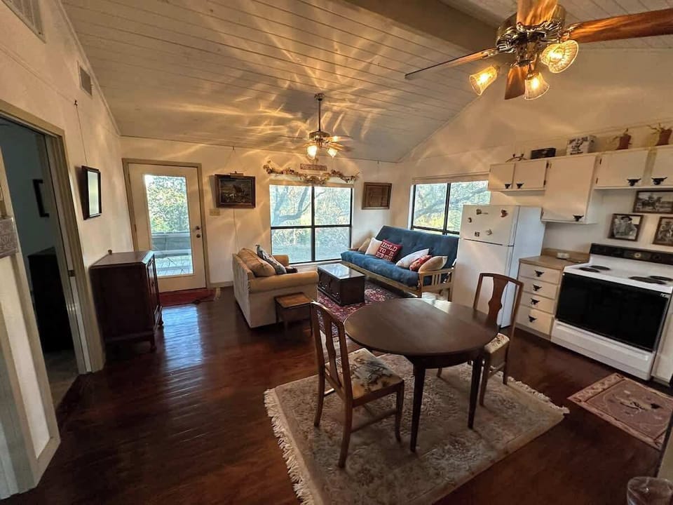 House, Multiple Beds, Patio (500 Old River Rd) | Living area | Fireplace